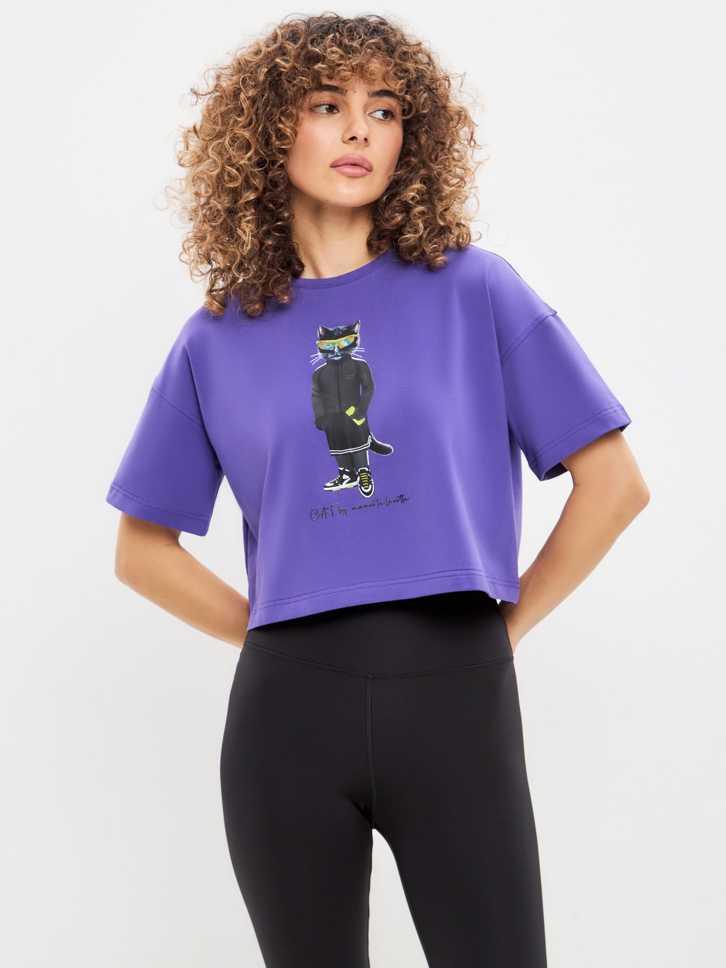 SPORT set: leggins and purple printed short oversized t-shirt with CAT