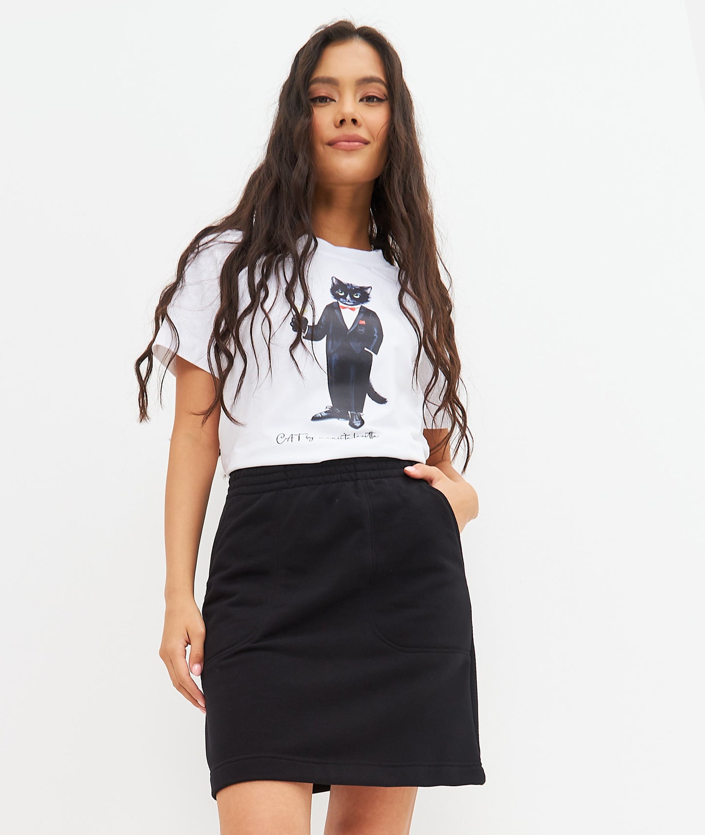 BASIC set: women’s white t-shirt and skirt with Cat print Dandy Cat