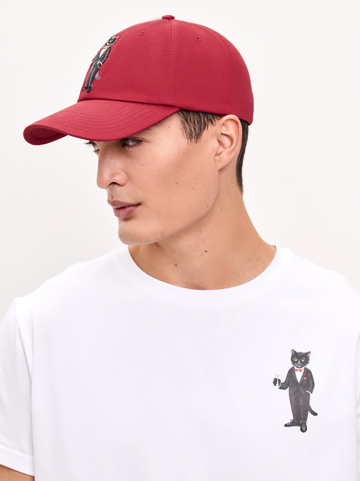 Set: men's white T-shirt with a mini print of a DANDY CAT and a dark red cap with Cat embroidery