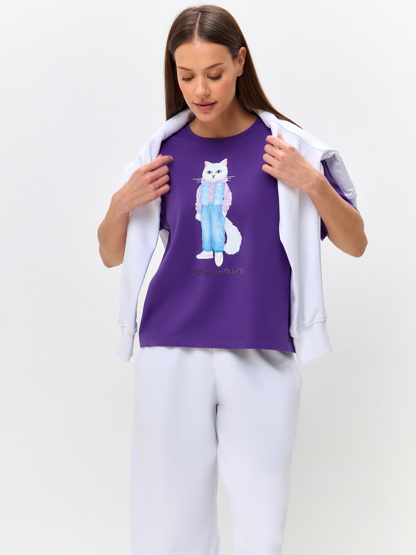 Camiseta estampada morada WALKING CAT