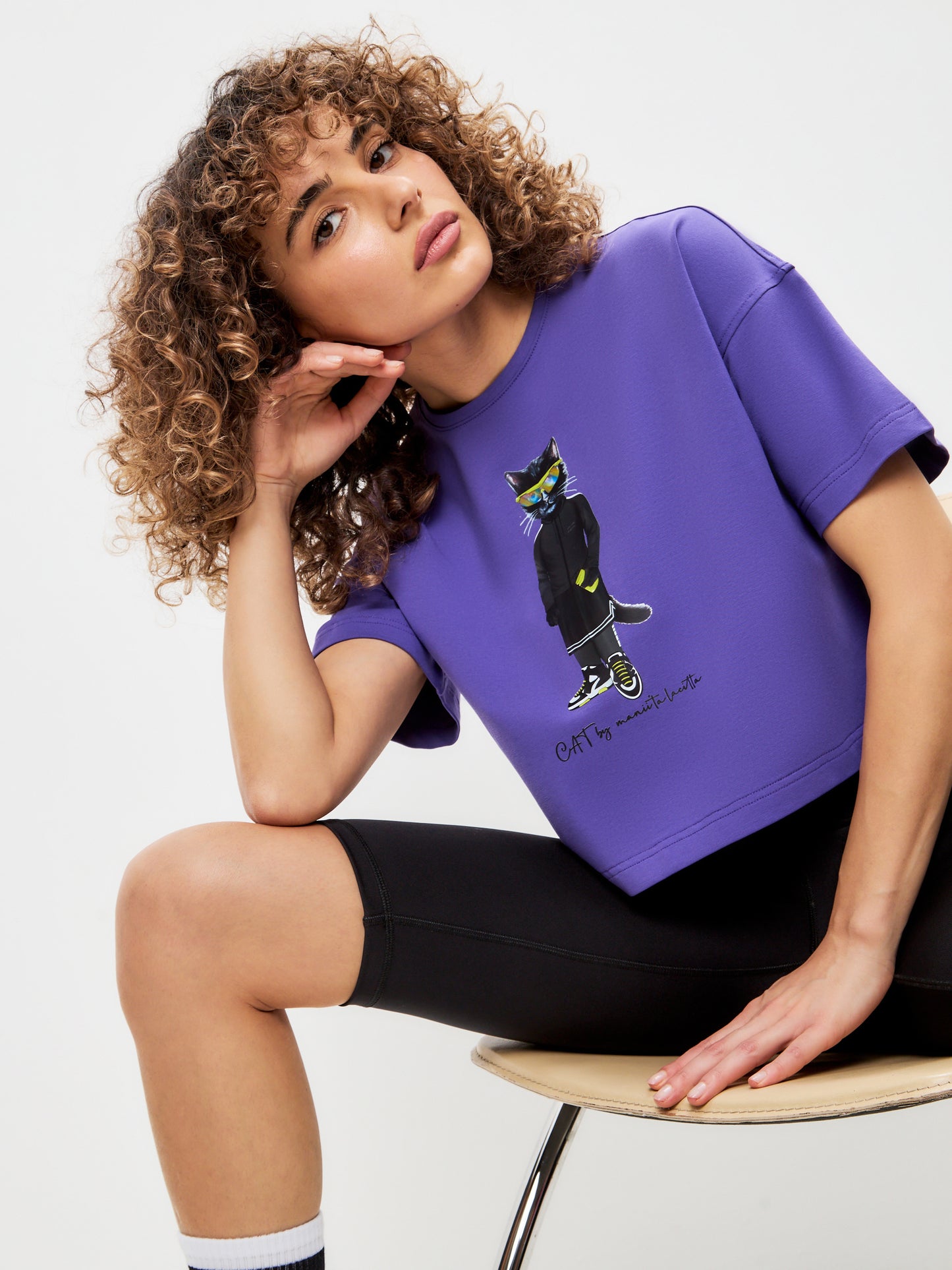 SPORT set: leggins and purple printed short oversized t-shirt with CAT